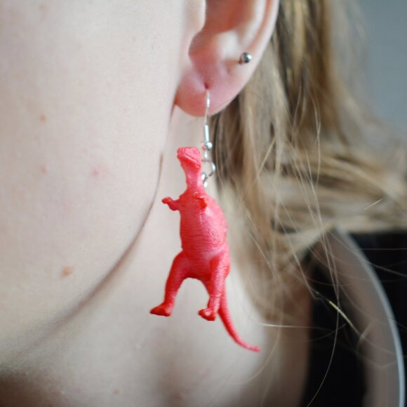 Red Spinosaurus Dinosaur Statement Earrings - Picture 3 of 5
